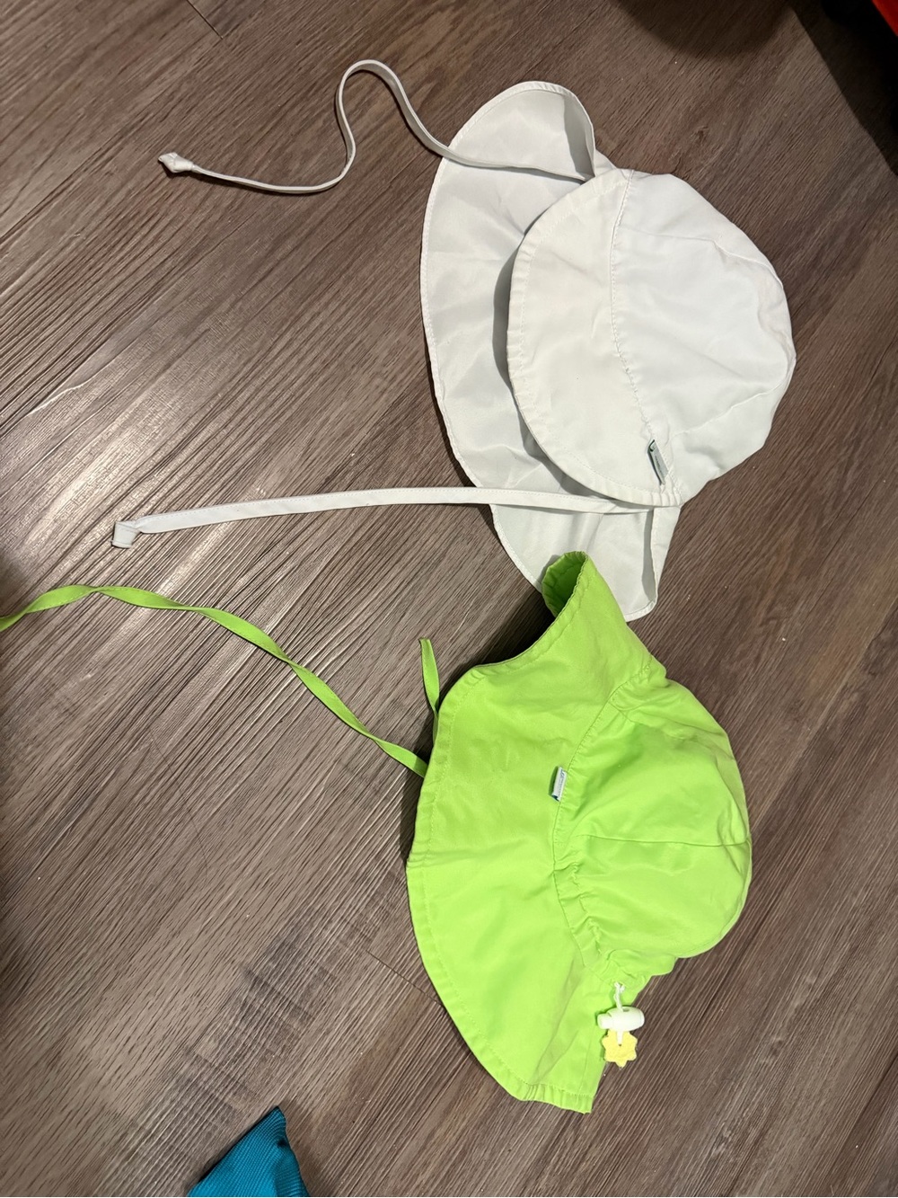 Kids Washable/Water proof Sun Hat - White and Lime Green